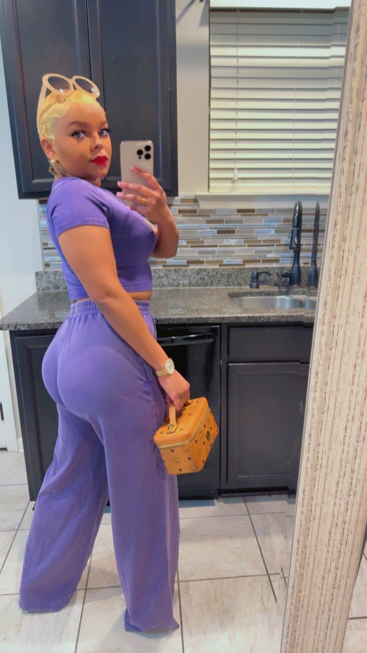 Giving Vibes:Purple