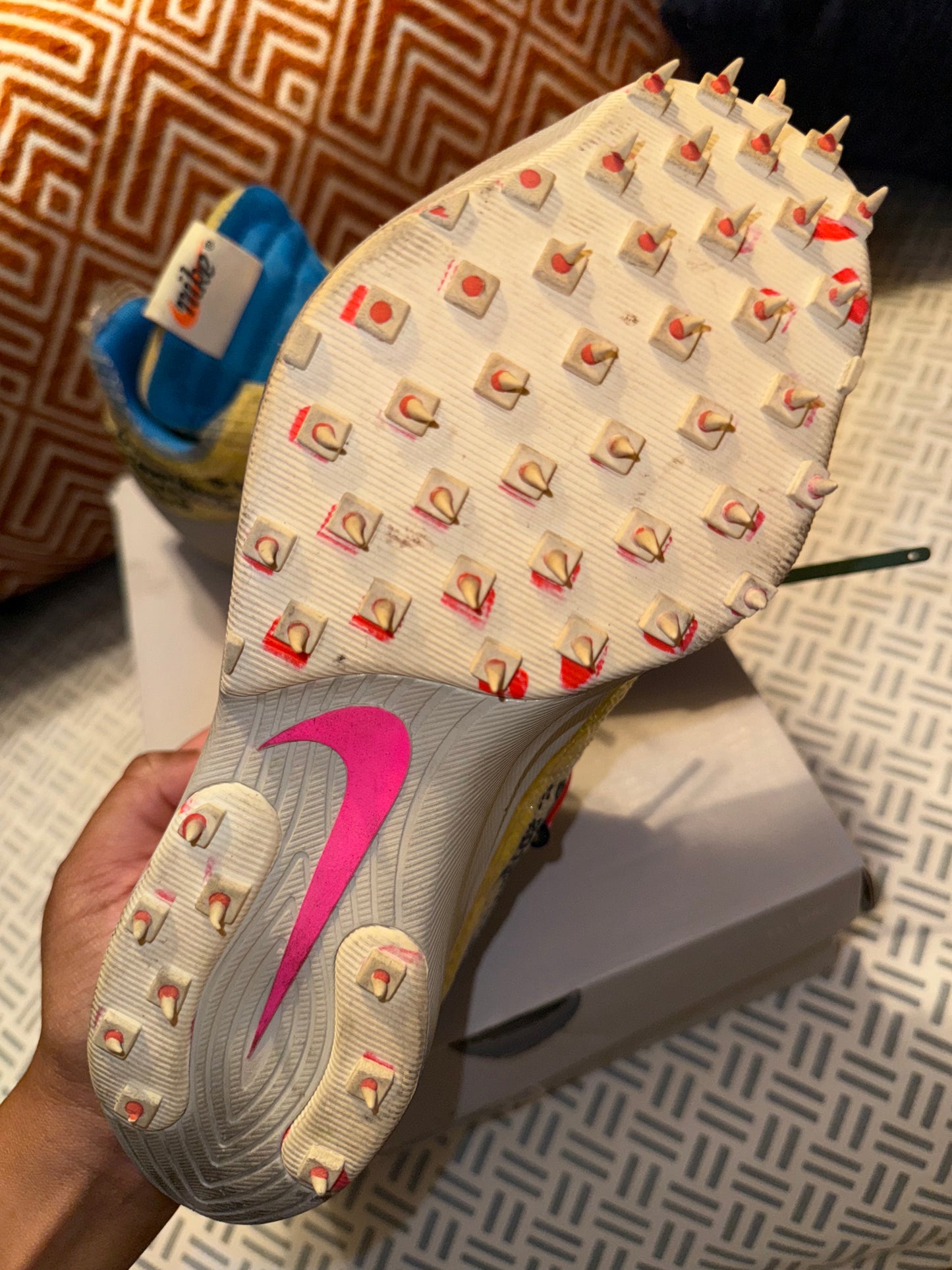 Nike x Off-White Vapor Street (Size 6.5)