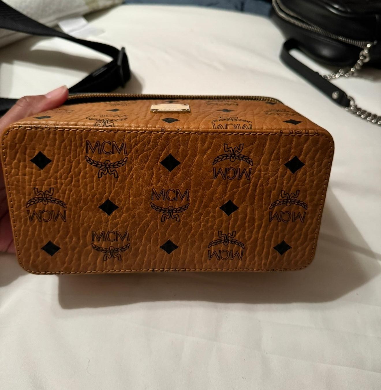 MCM ROCKSTAR VANITY CASE