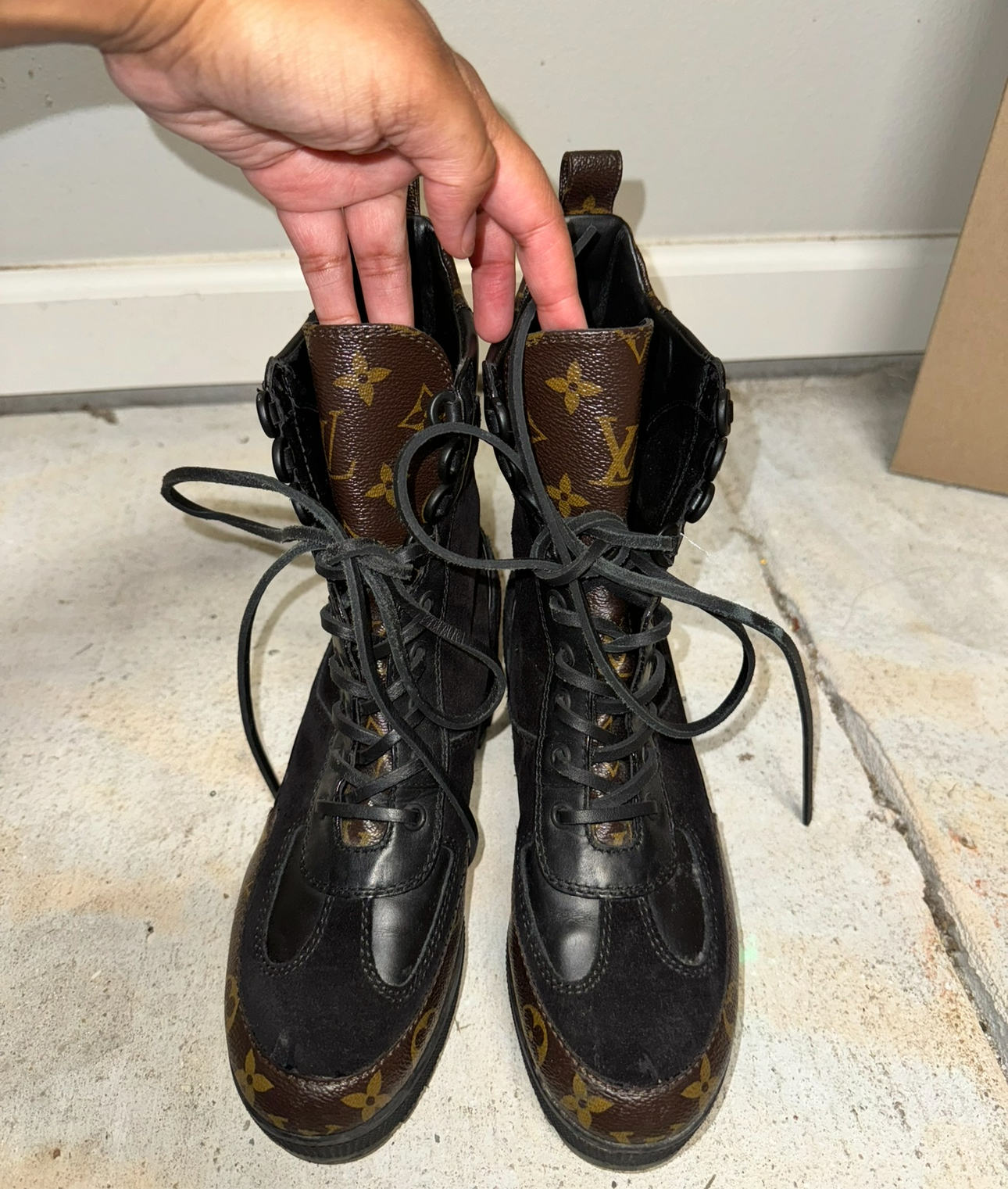 LV Combat Boots (Size 37.5)