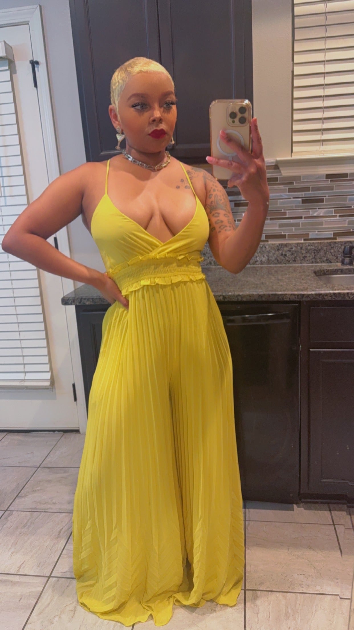 Weekend Trip (Yellow)