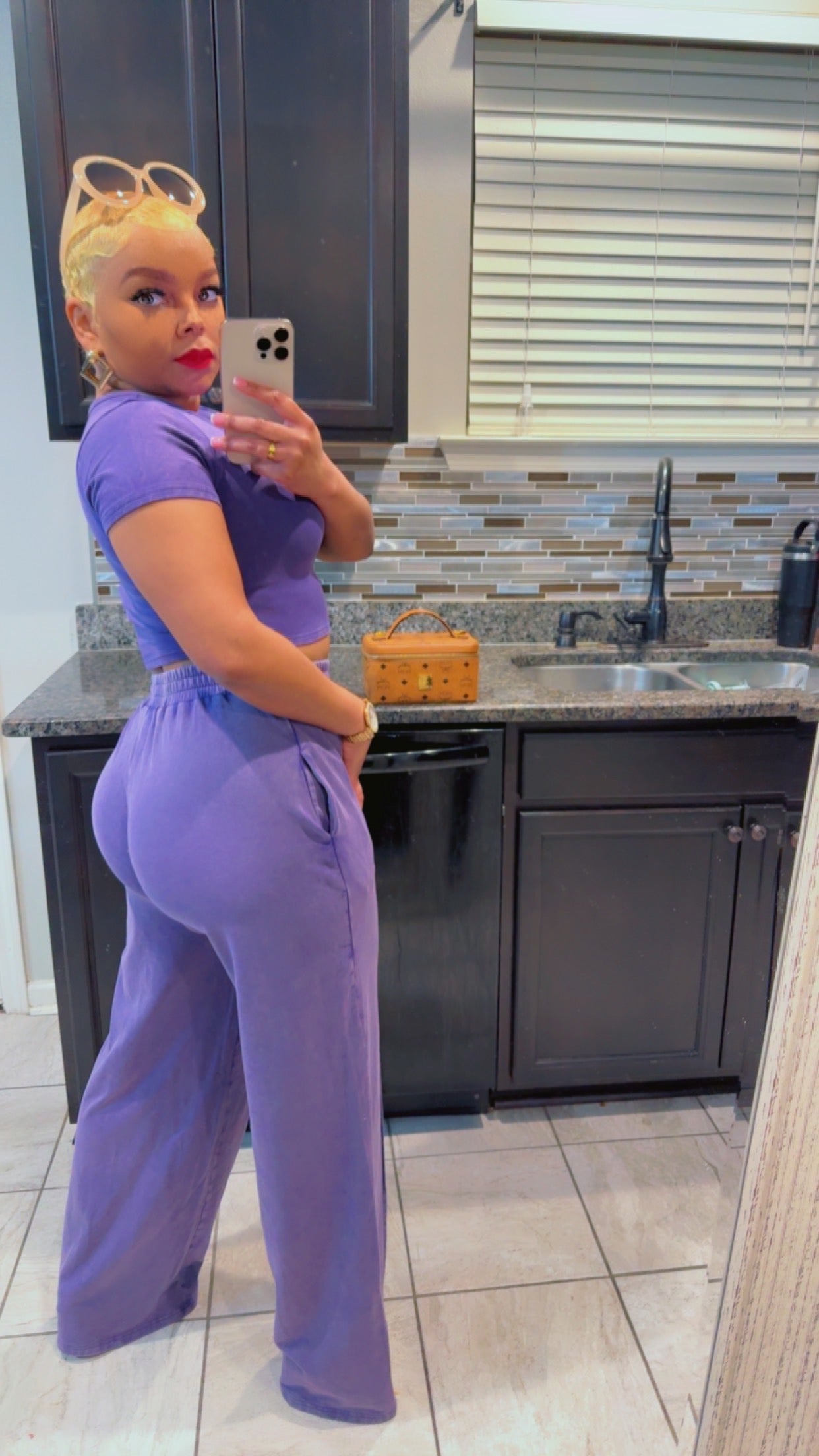 Giving Vibes:Purple