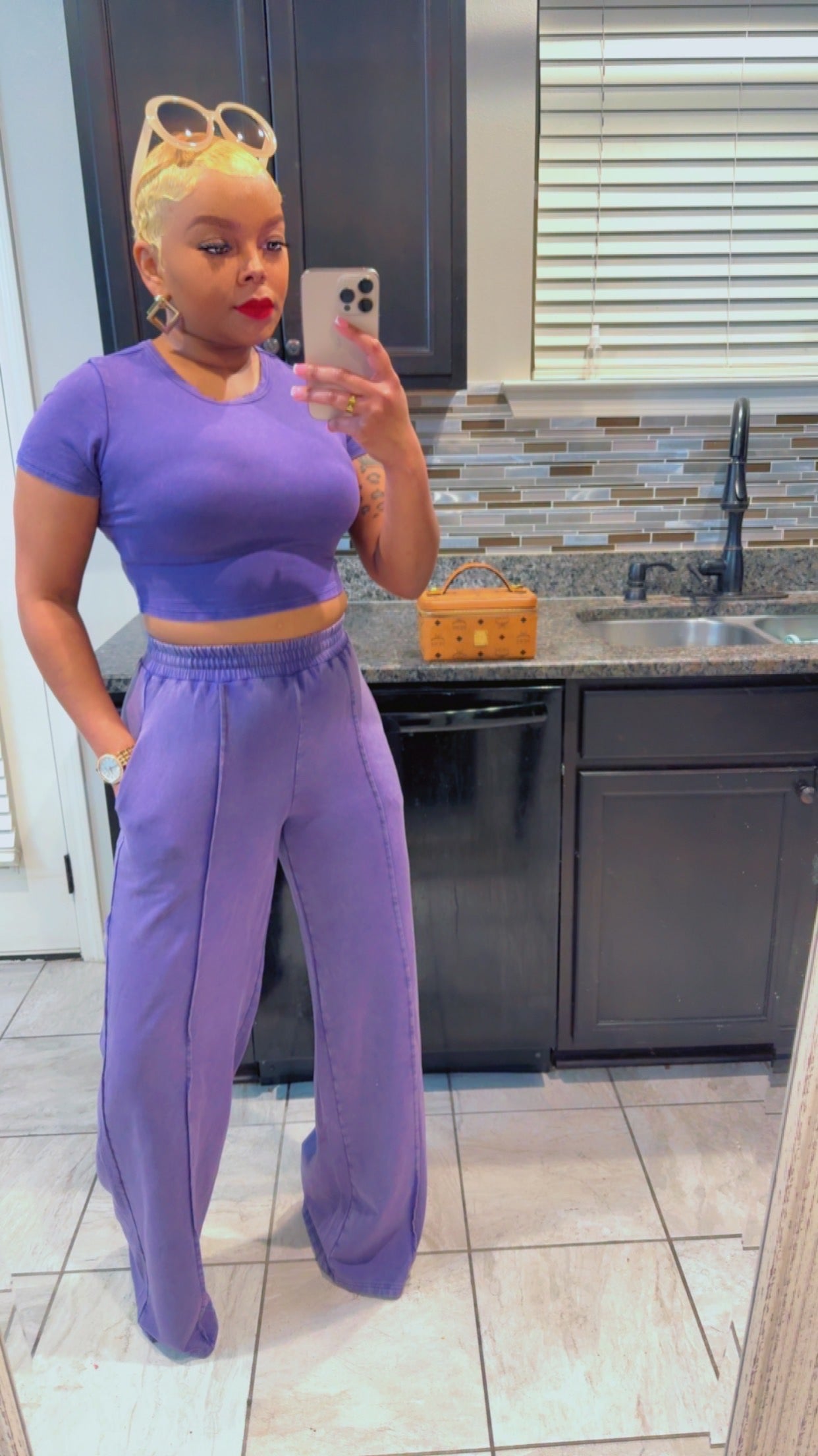 Giving Vibes:Purple