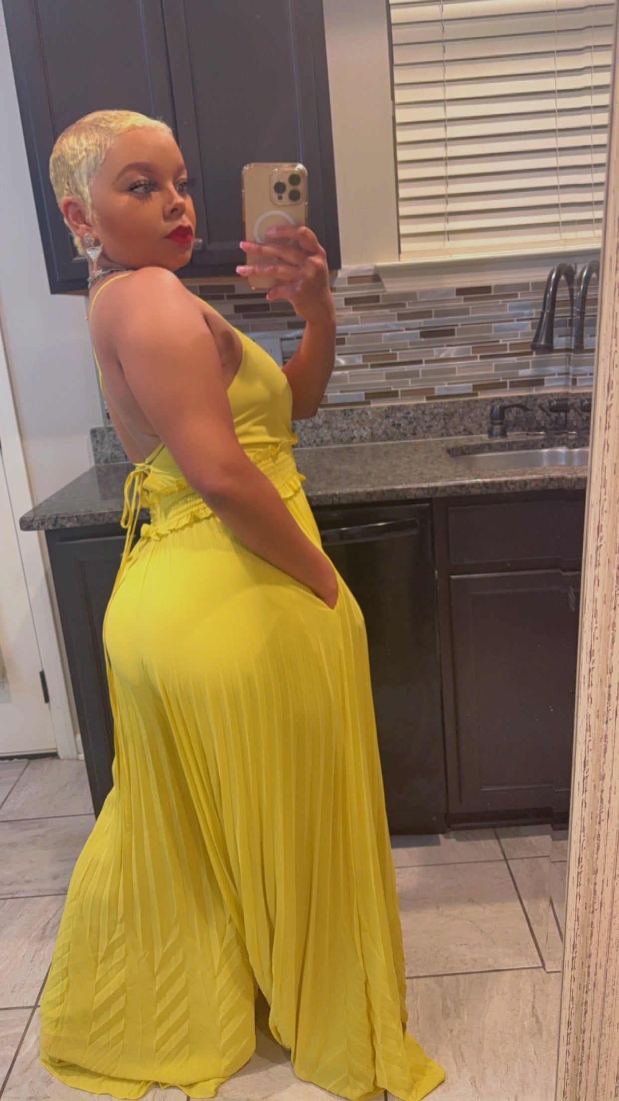 Weekend Trip (Yellow)