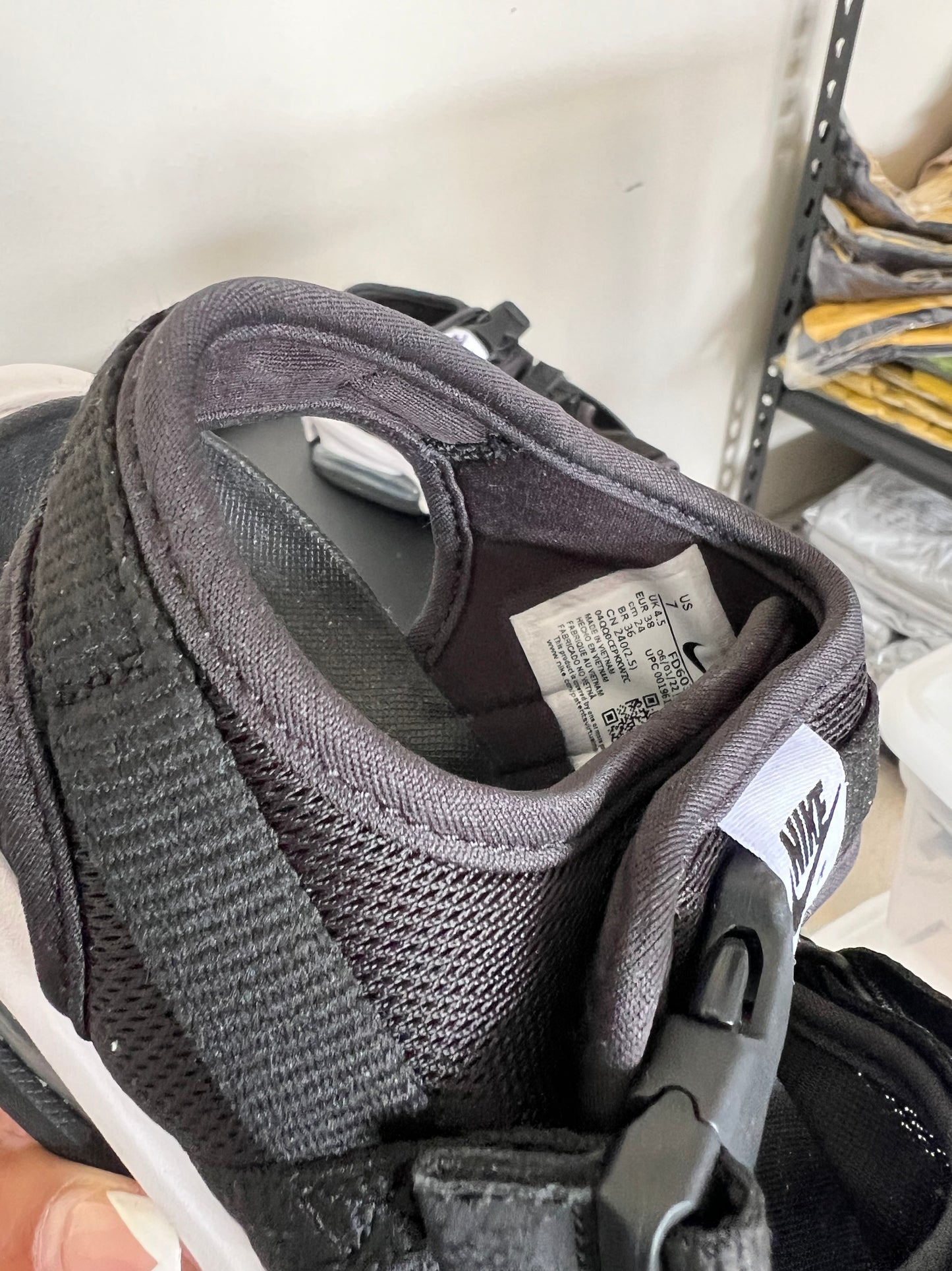 Nike Runners (Size 7)