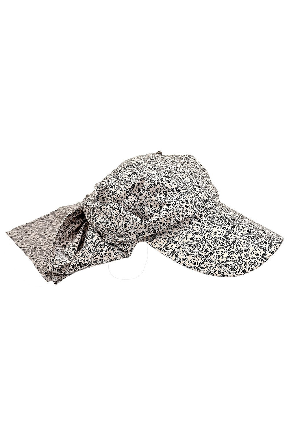 Butterfly Cap:Paisley