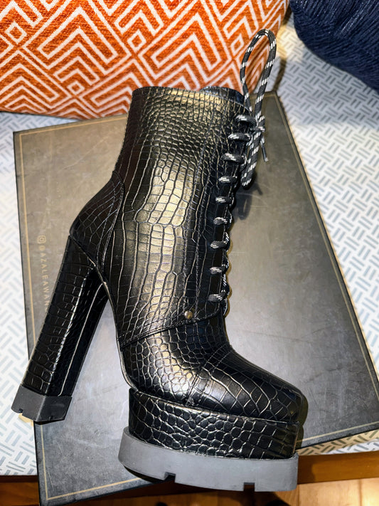 Croc Boots (Size 6.5)
