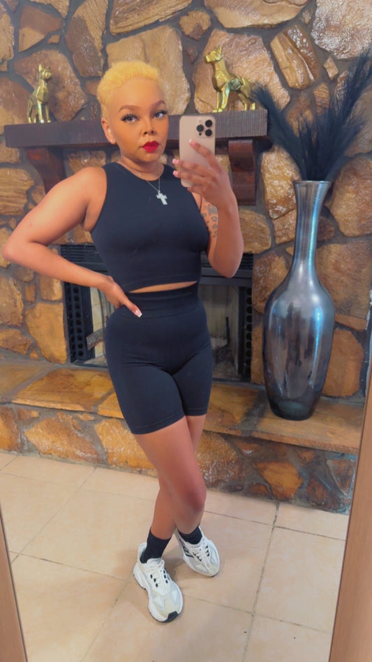 Girly On Go |Black|
