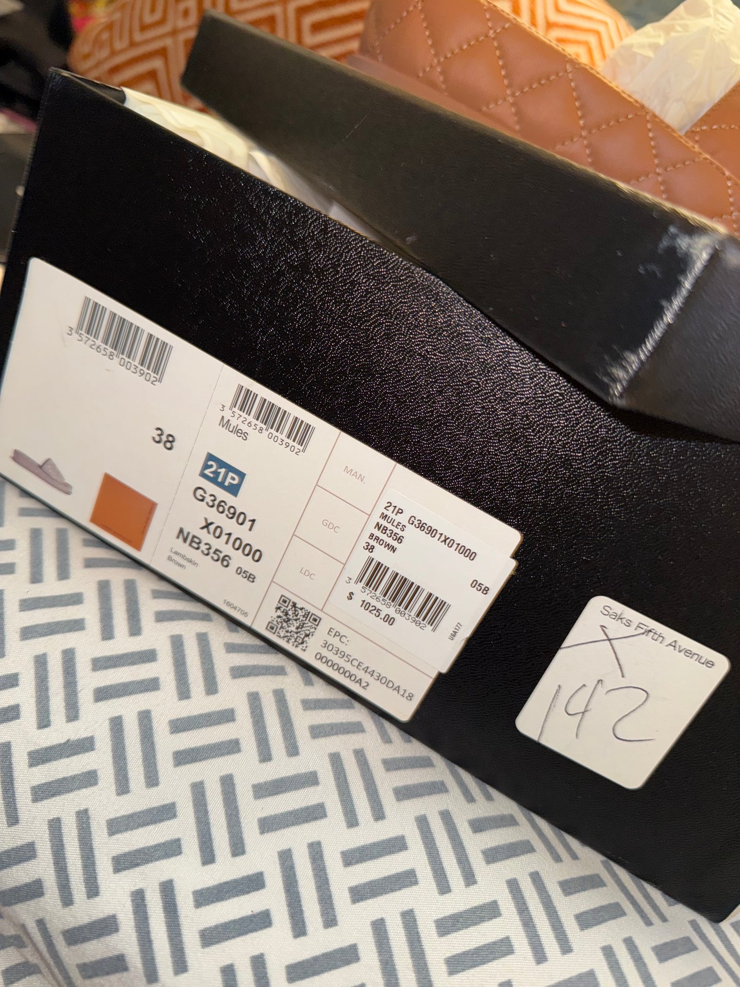 Chanel (Size 38)